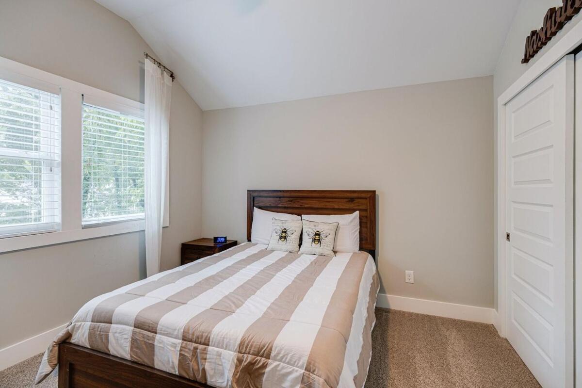 Large East Nashville Home With Game Room Sleeps 12 Екстер'єр фото